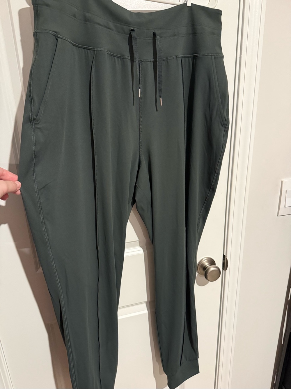 Old Navy Women's Olive Green Drawstring Joggers